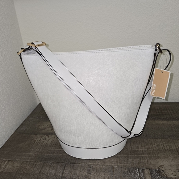 Michael Kors White Bucket Bag - Picture 5 of 5